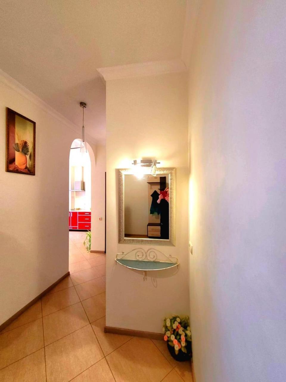 Apartament Na Panteylemonovskaya Одеса Екстериор снимка