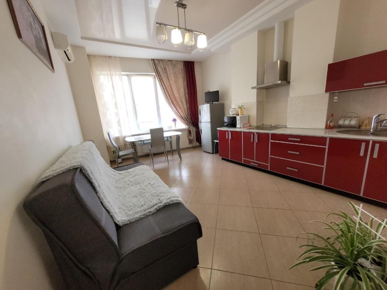 Apartament Na Panteylemonovskaya Одеса Екстериор снимка